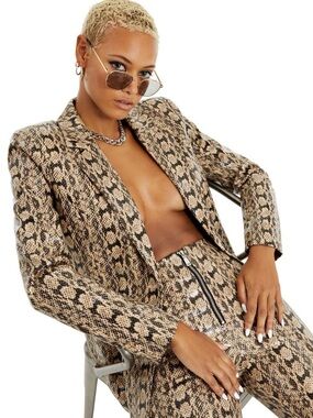 Danielle Bernstein Faux-Snakeskin Blazer Size XS Beige Black